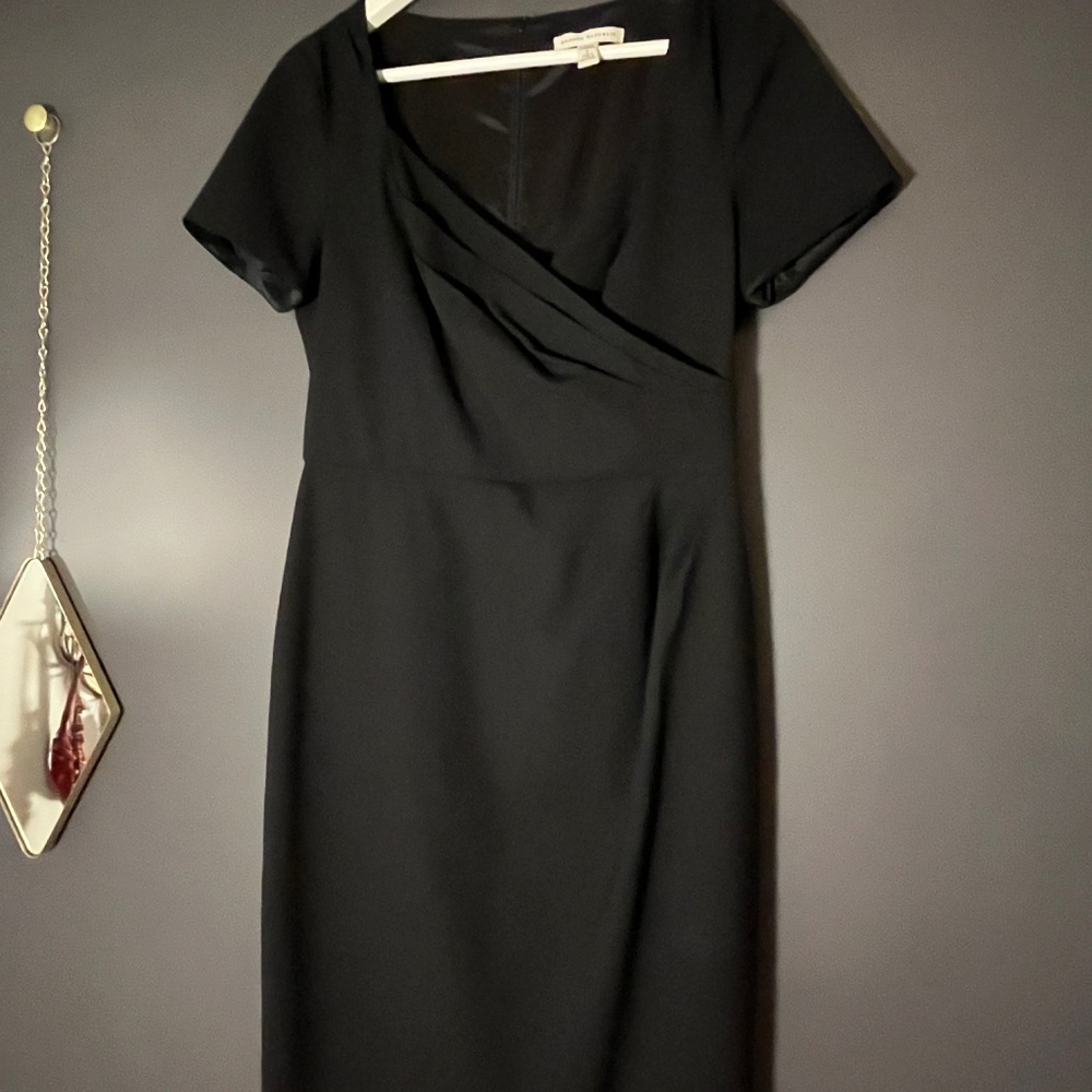 Banana Republic - Timeless Black Sheath Dress – size 6